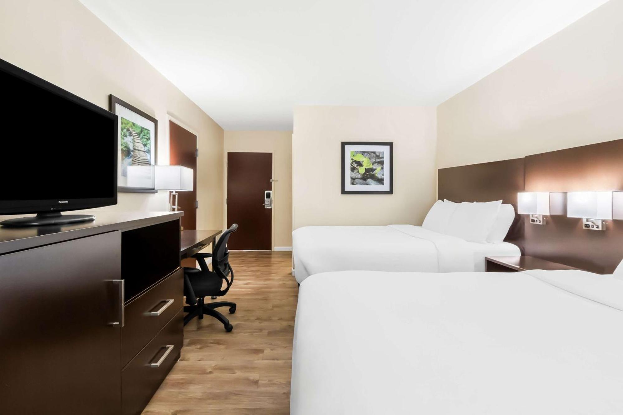 Best Western Patriots Point Mount Pleasant Bagian luar foto